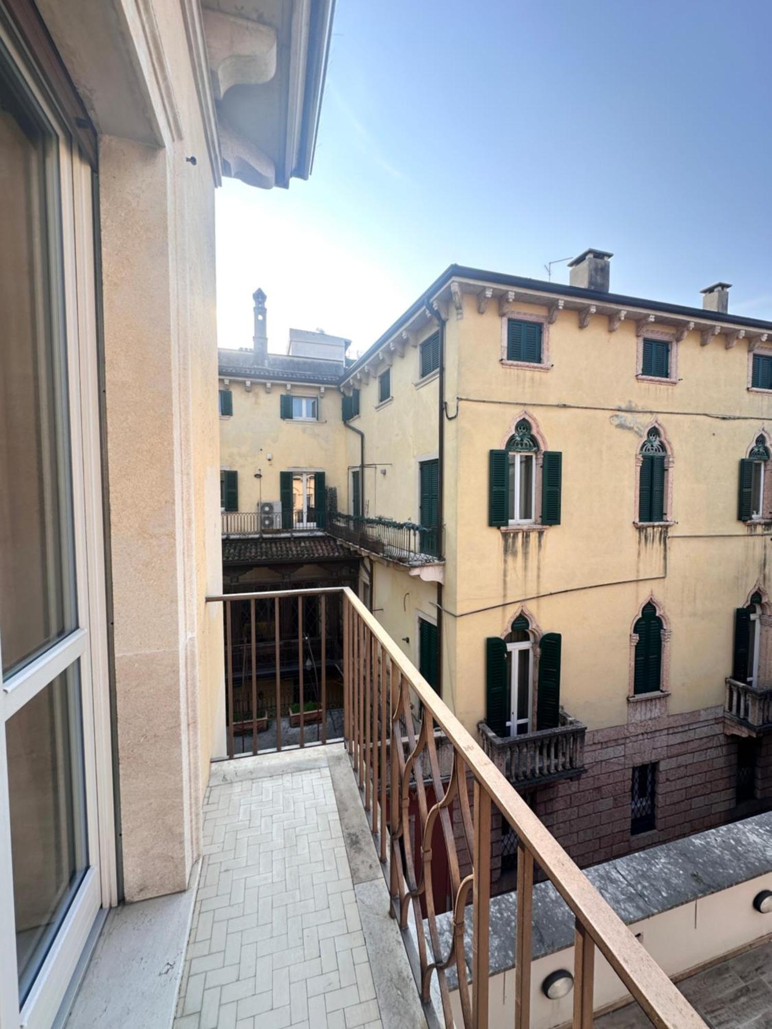 Catullo 12 Hotell Verona Exteriör bild