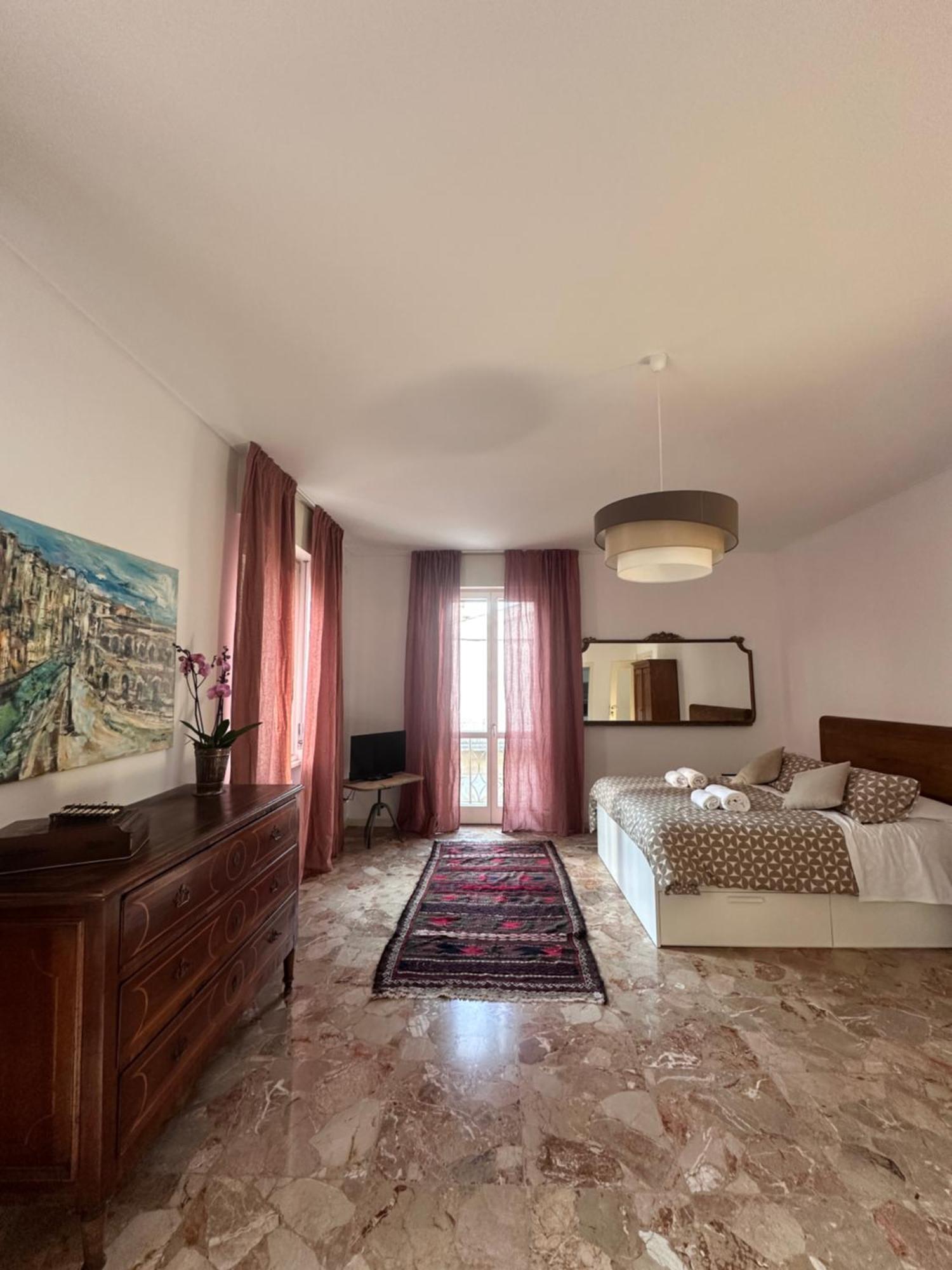 Catullo 12 Hotell Verona Exteriör bild